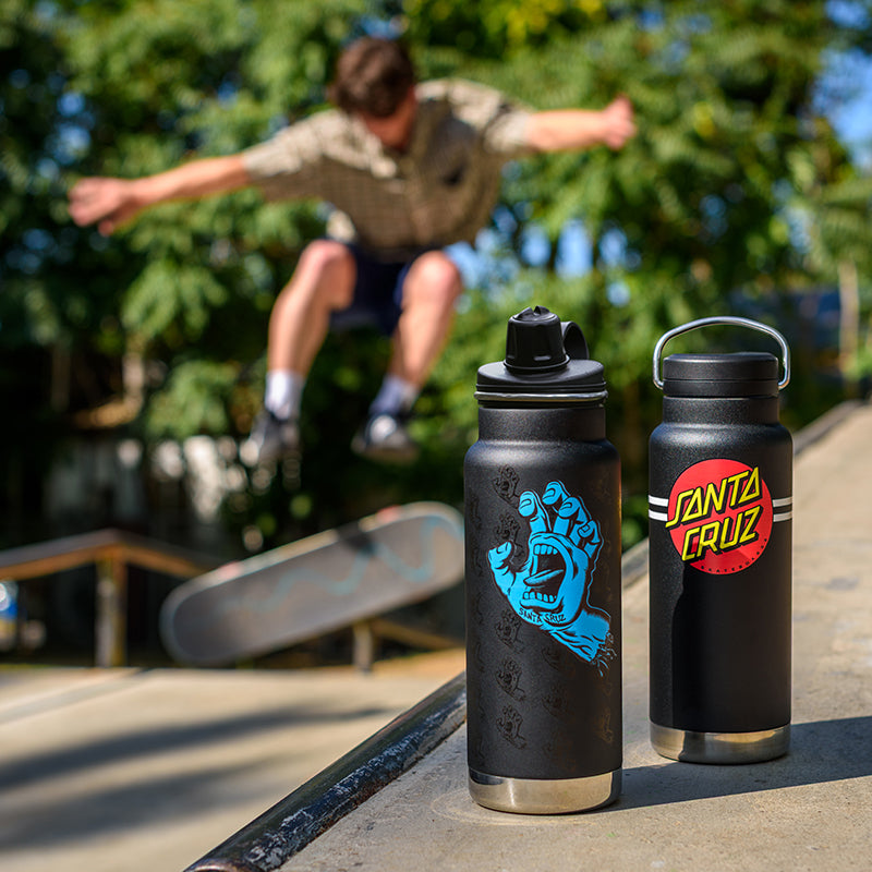 32oz-tkwide-with-twist-cap-santa-cruz-r3 32oz_20oz_water_bottles_santacruz_skater_ramp_square.jpg