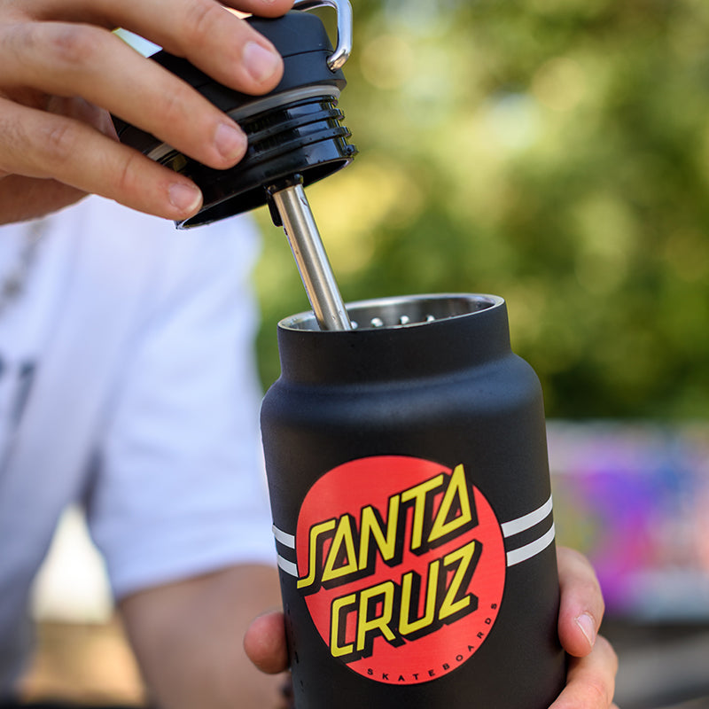 32oz-tkwide-with-twist-cap-santa-cruz-r3 32oz_tkwide_twist_water_bottle_santacruz_dot_lidoff_square.jpg