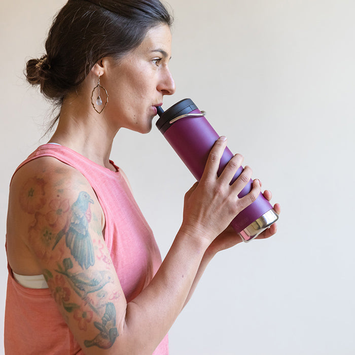 tkwide-twist-cap-with-straw-kit-w0 K20TKWPT-PP-T-TWIST-straw_cap_drinking_yoga_lifestyle_64bb08ca-98d0-4e89-83fd-b166cda65ccd.jpg