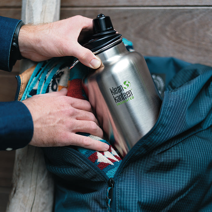 tkwide-chug-cap-i3 K64TKWSSL-BS-Chug-Cap-Out-of-Duffle_lifestyle.jpg