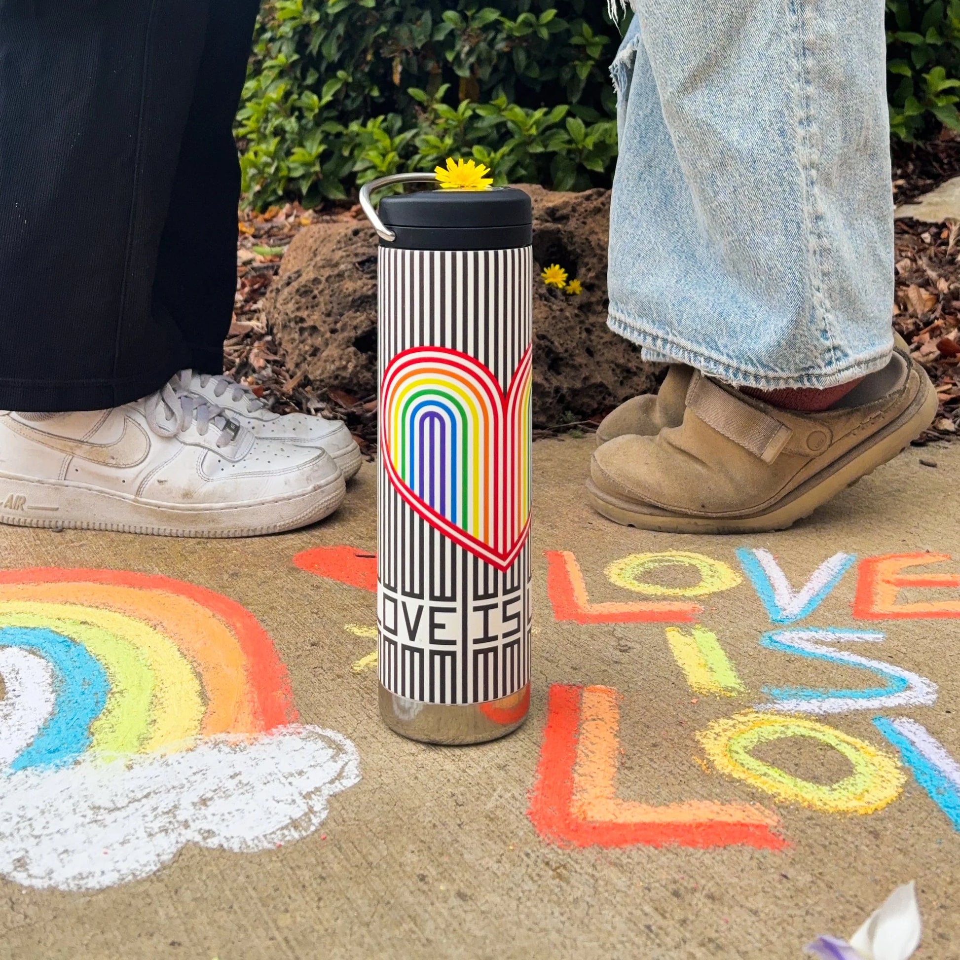 20oz-tkwide-with-twist-cap-pride-stripes-i1 Pride-2.webp