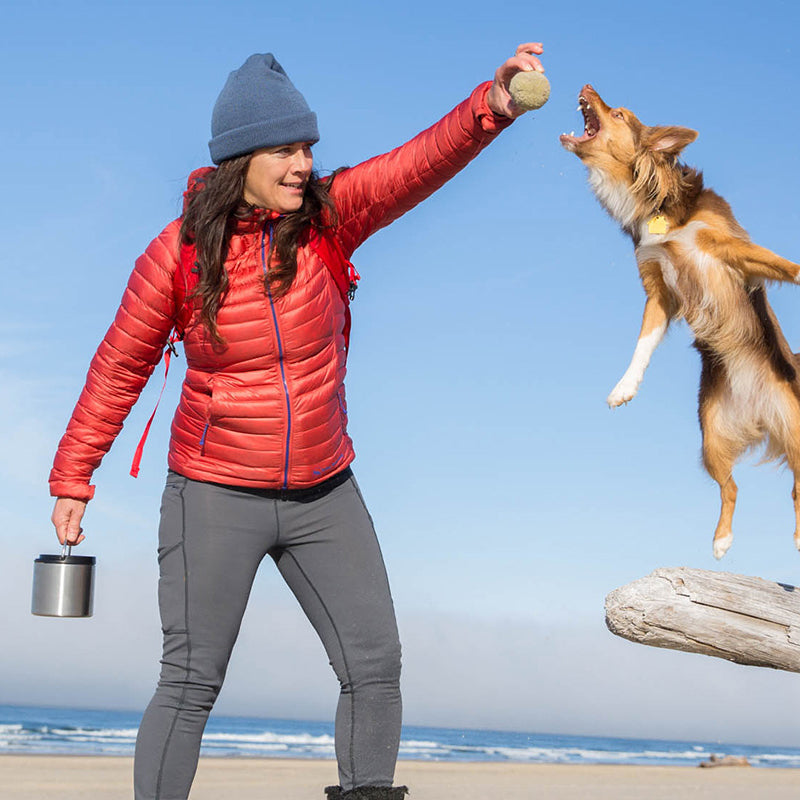 32oz-tkcanister-food-container-f3 food_canister_32oz_girl_beach_dog_jump_square.jpg