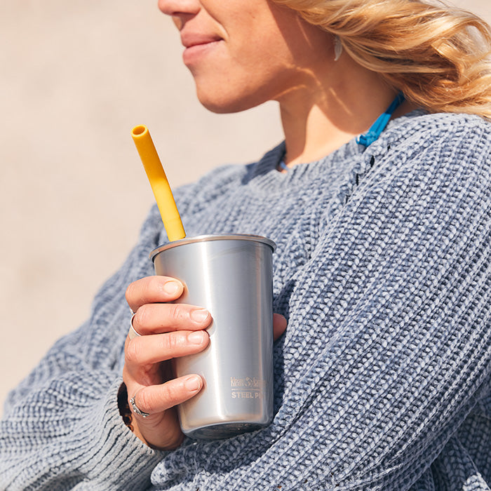 straw-4-pack-z7 recycled_steel_straw_pint_sun_lifestyle.jpg