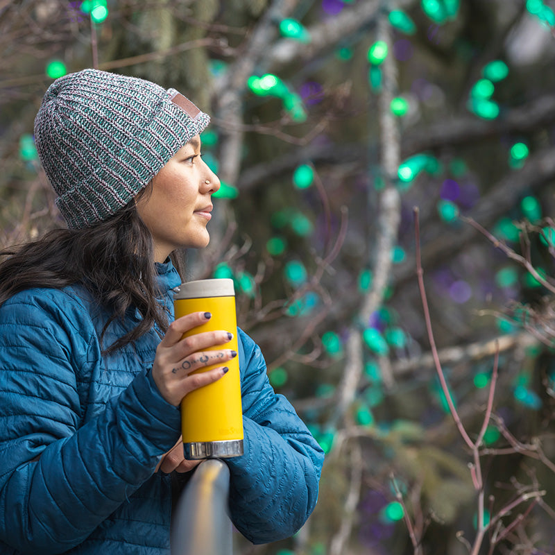16oz-tkwide-with-loop-cap-h4 tkwide_16oz_cafe_sunset_woman_winter_lights_square.jpg
